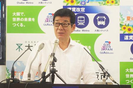 　大阪市役所内で会見をおこなった大阪市の松井一郎市長（４日・大阪市内）