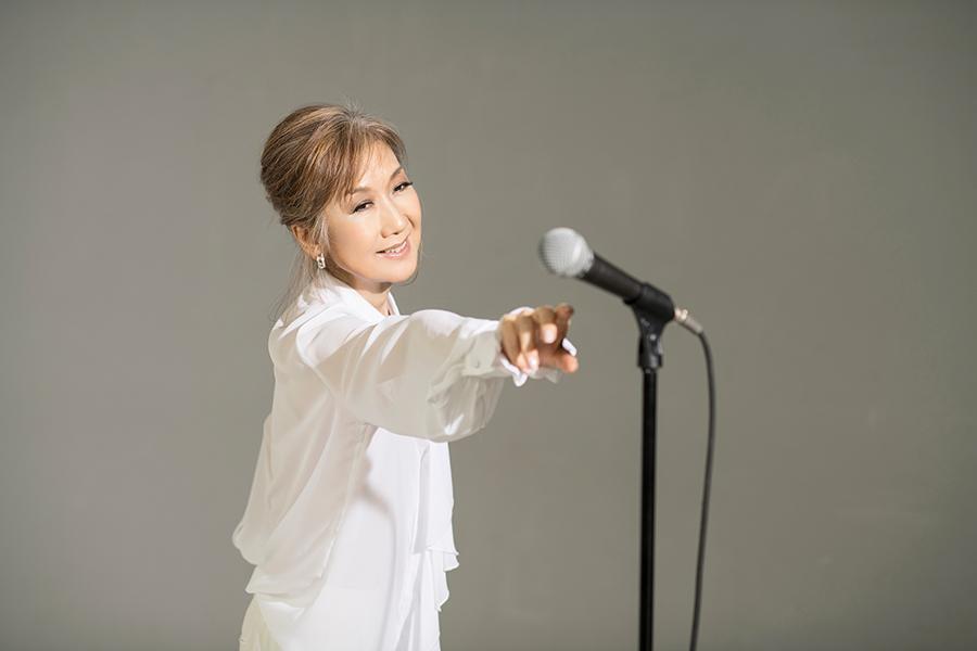 　全国ツアーを開催中の歌手・高橋真梨子