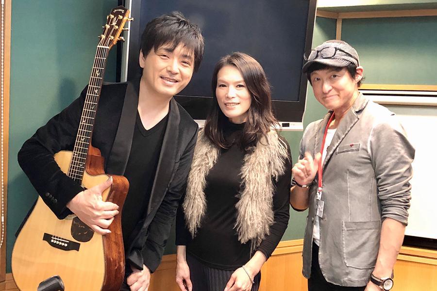 左から、押尾コータロー、ＤＪのＭＥＭＥ、梁邦彦（２５日・大阪市内）