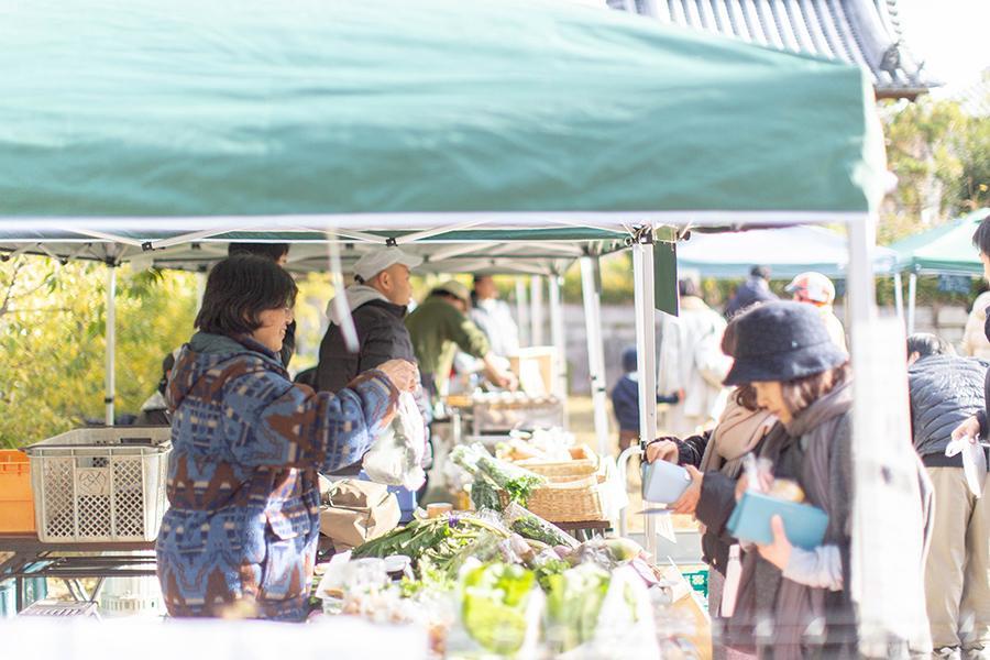 　『くさつＦａｒｍｅｒ’ｓ Ｍａｒｋｅｔ』２０１８年度の様子
