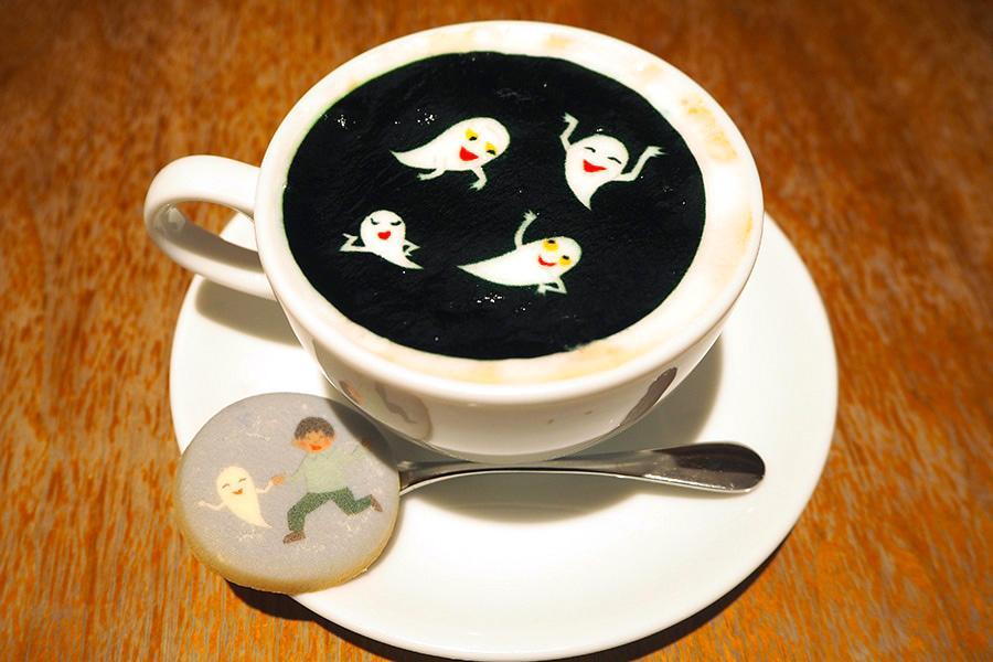 　「おばけのカフェラテ＆クッキー」（９７０円）