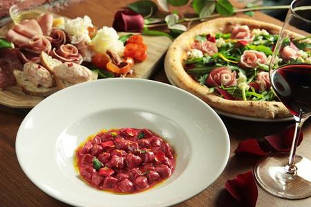 　バレンタイン限定ローズメニュー