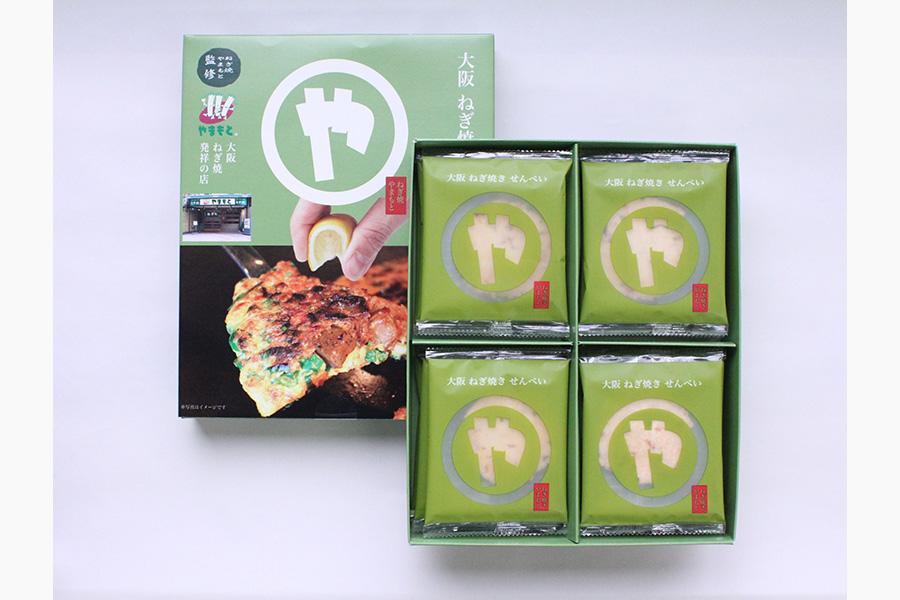　「大阪 ねぎ焼 せんべい」（1296円・12枚入り）