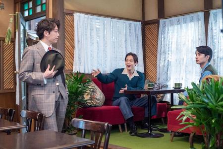第４１回より、久志（山崎育三郎）、裕一（窪田正孝）、鉄男（中村蒼）の幼なじみ３人（Ｃ）ＮＨＫ