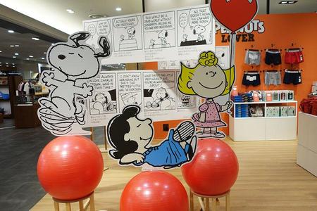 買い物中も癒やされる スヌーピー祭が大阪で開幕 関西 芸能 デイリースポーツ Online