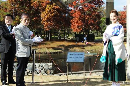 　「花博記念公園鶴見緑地」でおこなわれた万博の桜２０２５の植樹式にて（２１日撮影）