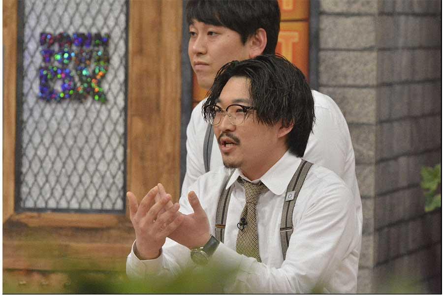 　オズワルド 伊藤俊介（手前）と畠中悠（Ｃ）ｙｔｖ