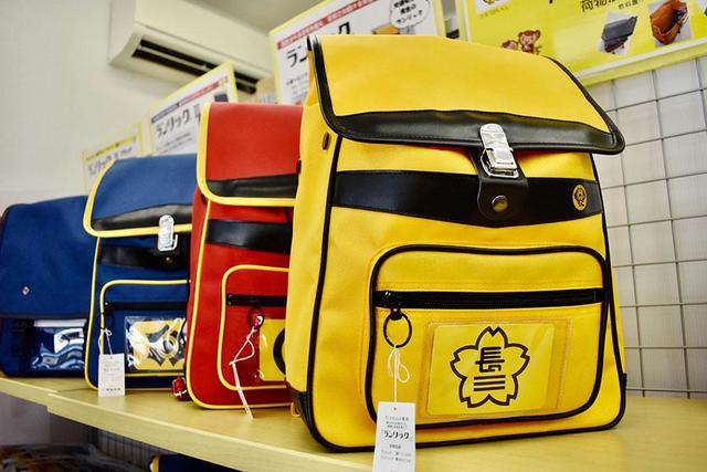 朝ドラ『カムカム』に登場する黄色いリュック、京都の小学生に広まった 