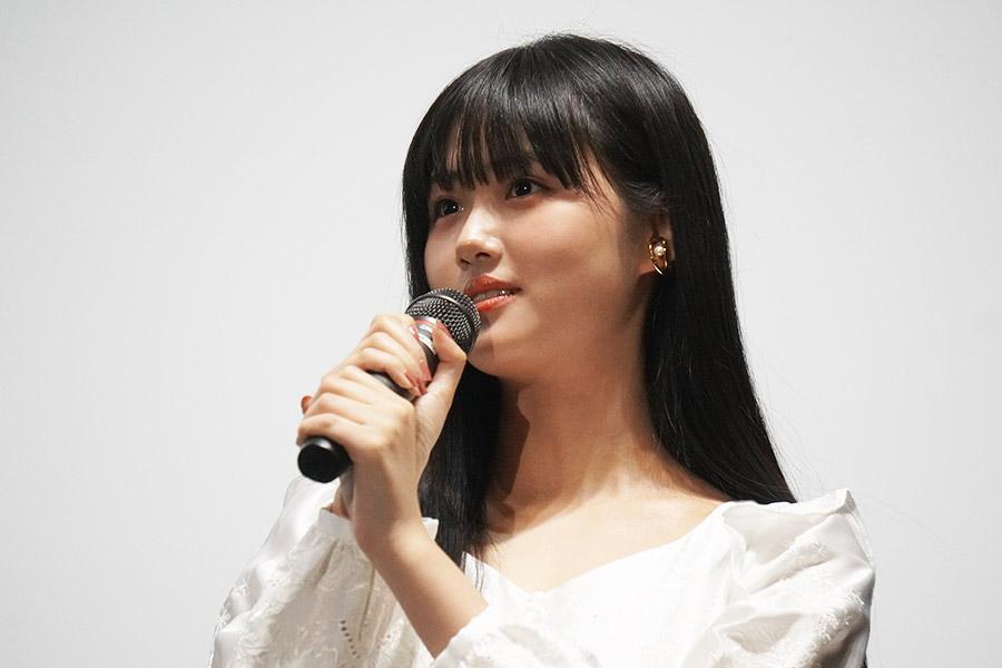 　映画『すずめの戸締まり』で主人公・すずめを演じる原菜乃華（１７日・大阪市内）