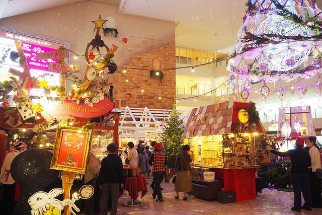 焼き菓子量り売りや人気スタンプが登場、大阪・梅田でクリスマス