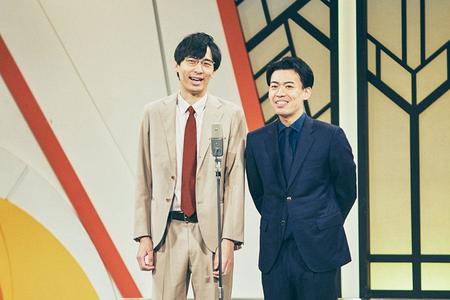 　お笑いコンビ・カベポスター（左から永見大吾、浜田順平）