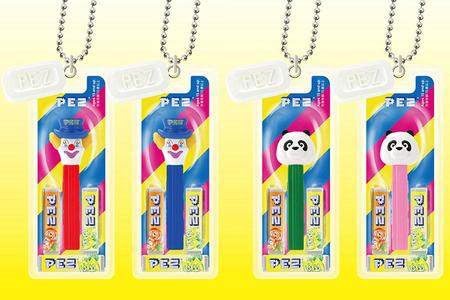 写真左：ピエロ（赤色、または青色）、写真右：パンダ（緑色、またはピンク色）