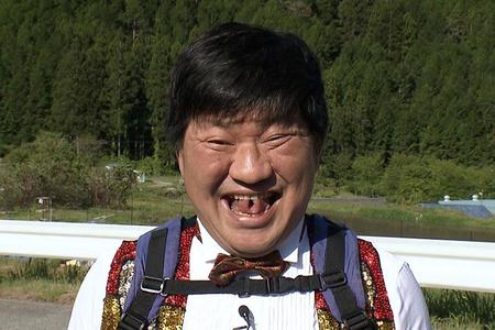 　６月１３日放送の『相席食堂』に出演するチャンス大城　（Ｃ）ＡＢＣテレビ