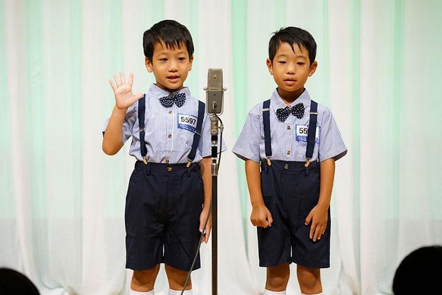 moimoln 100cm 男女双子 M－1」に最年少5歳の双子が登場、再生回数独走の「女子小学生コンビ