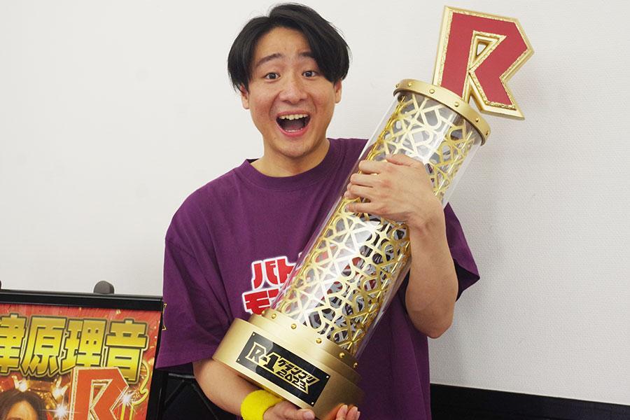 　「Ｒ－１グランプリ２０２３」王者の田津原理音（３月５日・大阪市内）