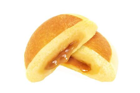 １１月２８日より「ファミリーマート」で発売される「森永製菓監修　バター香るホットケーキまん」