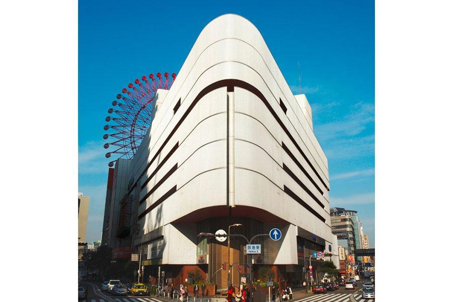 　「阪急メンズ大阪」外観