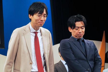 　ＮＭＢに選ばれずヘコむカベポスター（１２月１日・大阪市内）