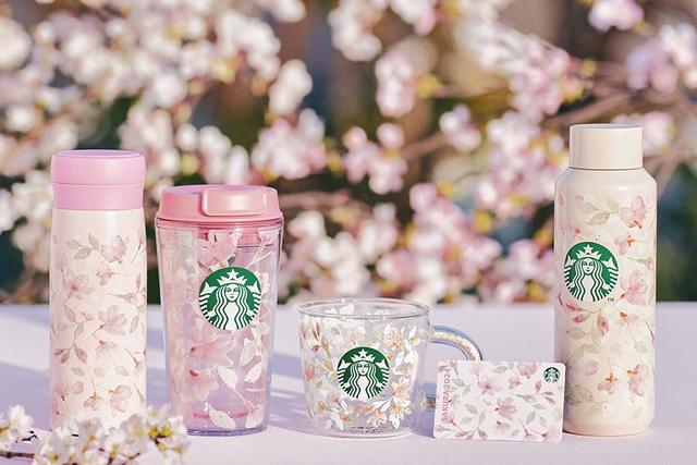 スタバの桜グッズ第２弾は淡いトーンに、「推せる」の声続出