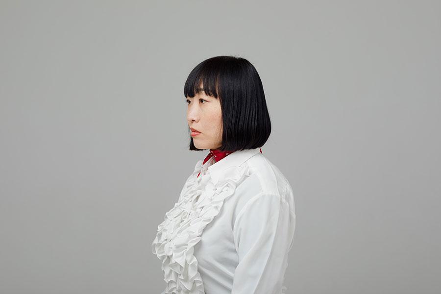 南海キャンディーズ・しずちゃんが大阪で初個展、新作含む約50点を