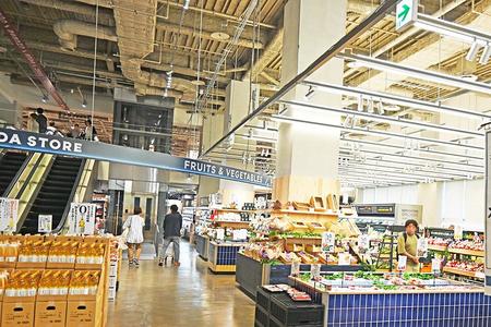 兵庫の西エリアを中心に現在9店舗を構える「ヤマダストアー」、今回取材したのはオープンして間もない「六甲アイランド店」