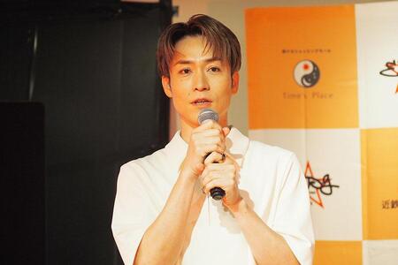 　「タイムズプレイス」のオリジナルダンス動画お披露目イベントに出席したＥＸＩＬＥ　ＴＥＴＳＵＹＡ（７月１２日・大阪市内）