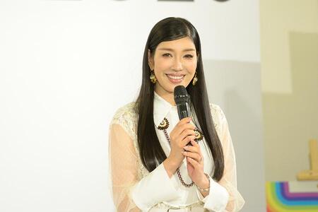 　大阪マラソンアンバサダーのアンミカ（７月１６日・大阪市内）