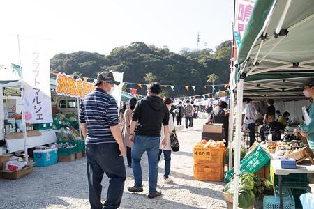 　『つながるマルシェ』（過去開催の様子）