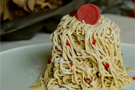 　「ともみジェラーｔｏ」による「ジェラートモンブラン」（２０９０円）