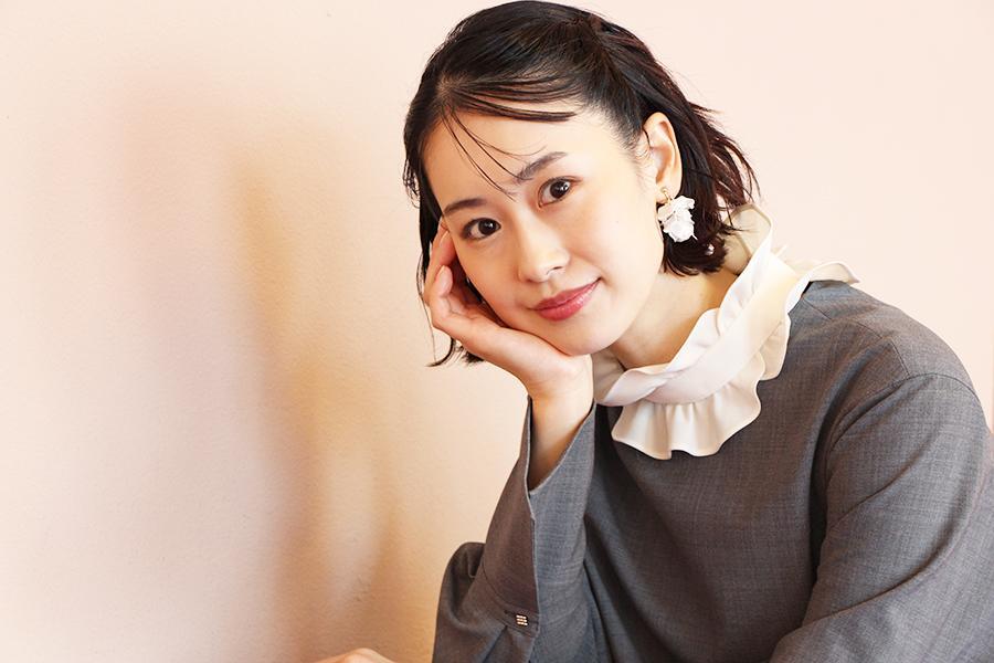 　舞台や映像で活躍する元宝塚歌劇団月組トップ娘役、愛希れいか