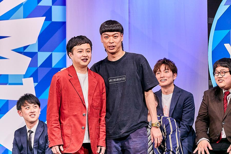 4月上京のバッテリィズ「いっぱい売れて…」送る会で同期愛炸裂 エース