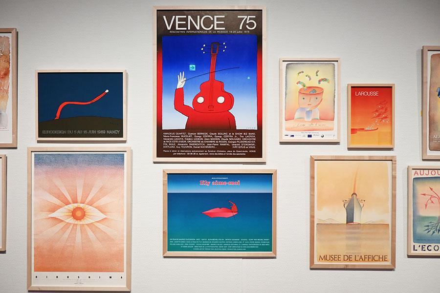 　フォロンが手がけたポスター作品たち（フォロン財団蔵 ©Ｆｏｎｄａｔｉｏｎ Ｆｏｌｌｏｗ,ＡＤＡＧＰ/Ｐａｒｉｓ，２０２４-２０２５）