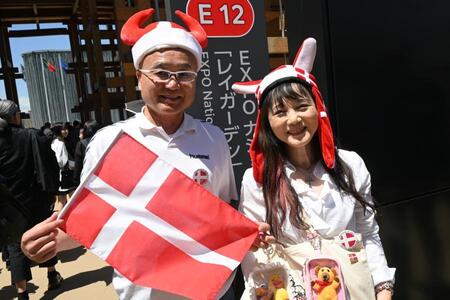 　デンマークが大好きというご夫婦。河内長野から来場（撮影４月２４日：大阪・関西万博）