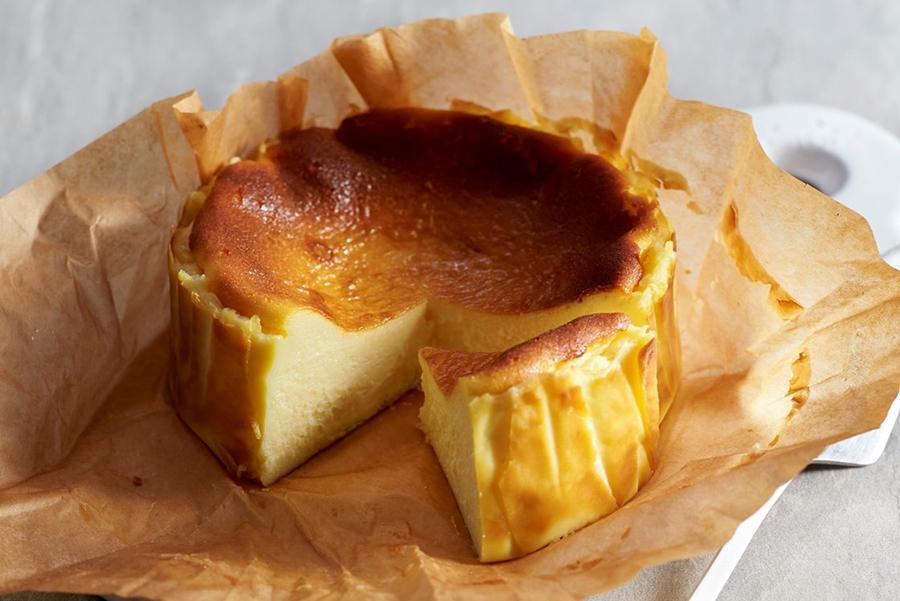 　モロゾフ「クリームリッチチーズケーキ」（１６２０円）