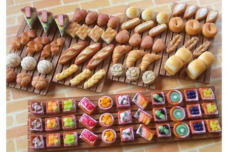 『ミニチュアベーカリーの世界展 ２０２５ ｉｎ 大阪』作品イメージ（（Ｃ）ことなのうそっこ食堂）