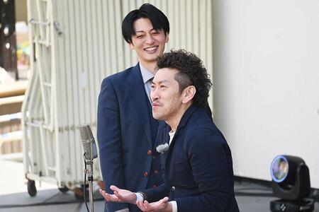 　大阪の遊園地・ひらかたパークに登場したツートライブ（２０２５年２月撮影）