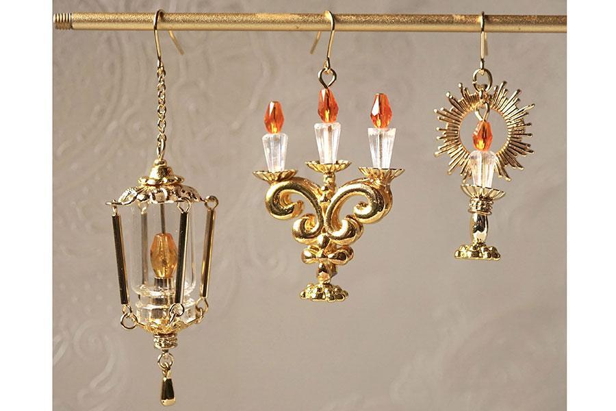 　『神戸ハンドメイドマルシェ２０２５』出品作品例「キャンドル風ピアス 」（２８・２９日）