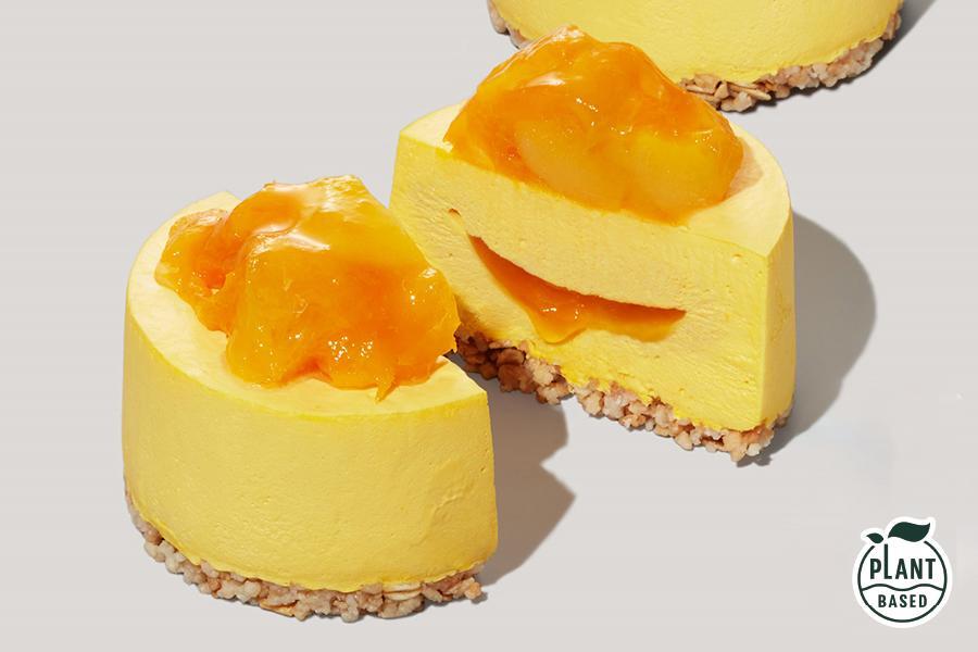 　スターバックス２０２５年夏季限定フード第２弾「マンゴームースケーキ」（５３０円）