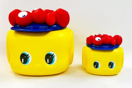 　大阪・関西万博公式キャラクター「ミャクミャク」が「フエキどうぶつのり」とコラボ