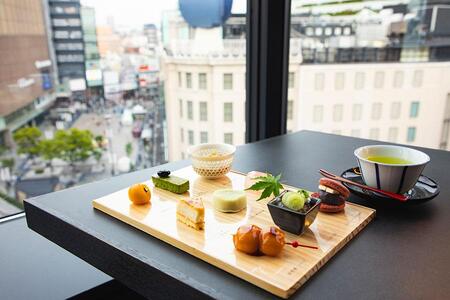 難波ちょうつがひ「こだわり和スイーツのアフタヌーンティーセット」１９８０円～