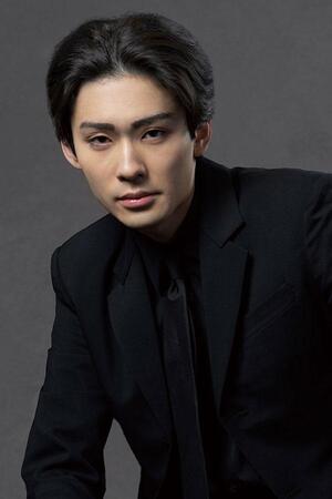 　舞台『ハムレット』初主演の市川染五郎