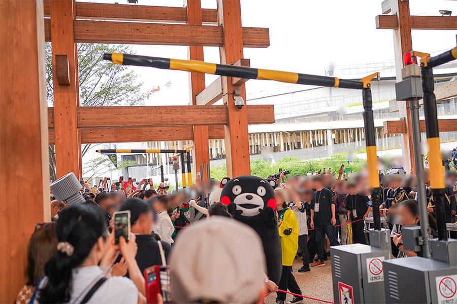 　『大阪・関西万博』７月３日１５時４０分頃、日本ナショナルデーを記念したパレードの様子（Ｌｍａｇａ.ｊｐ撮影）