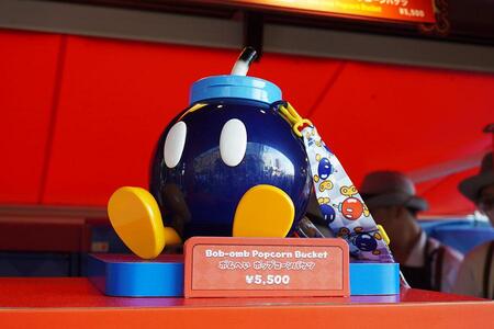 　「ボムへい ポップコーンバケツ」（５５００円）