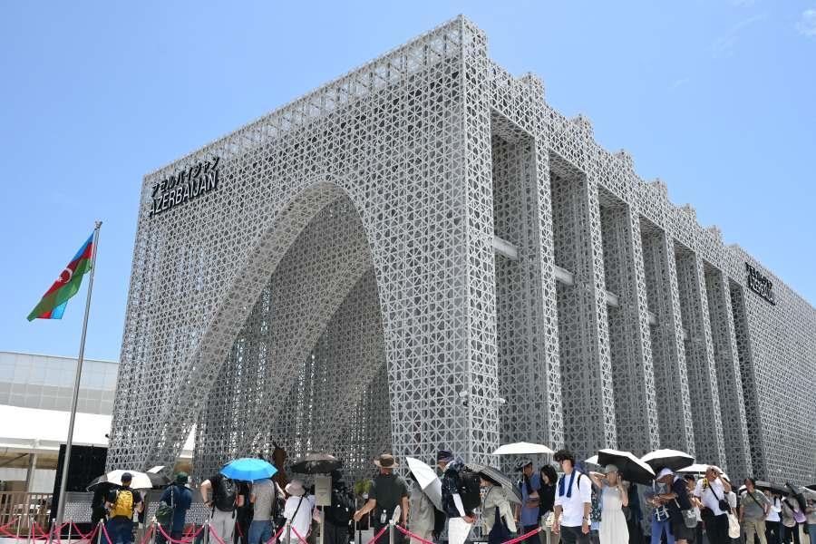 　優美な外観が目をひくアゼルバイジャンパビリオンでウワサの真相に迫る（６月１８日／大阪・関西万博）