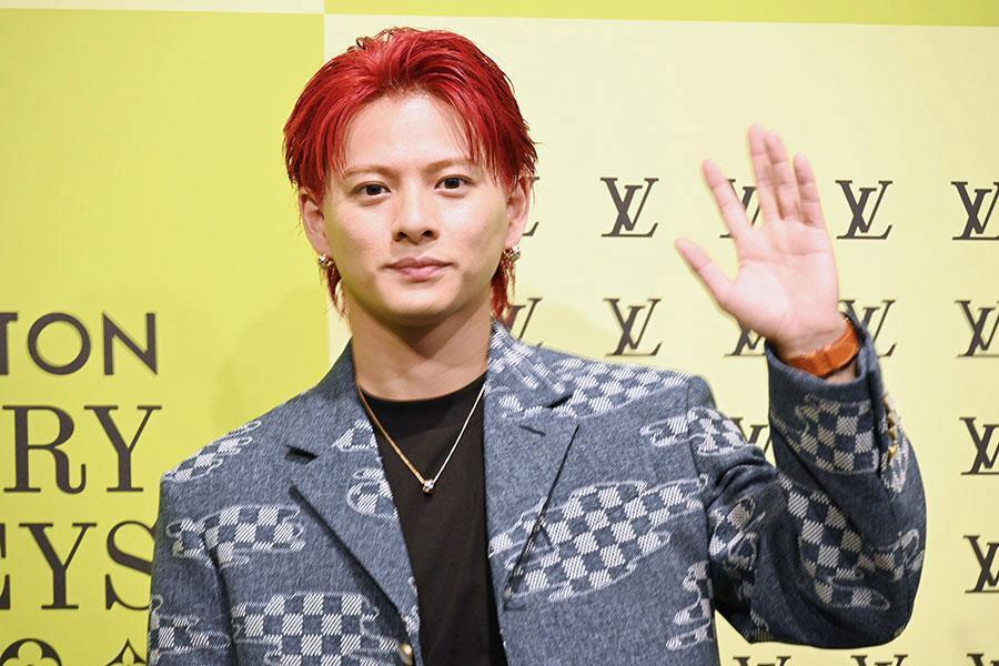 　ルイ・ヴィトン「ビジョナリー・ジャーニー」展  レセプションに登場したＮｕｍｂｅｒ＿ｉの平野紫耀（７月１４日・Ｌｍａｇａ.ｊｐ撮影）