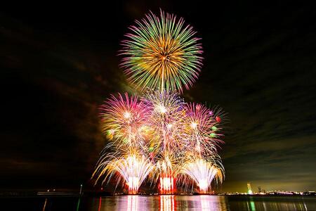 関西・大阪の「花火大会2025」、7月・8月おすすめスポットをご紹介