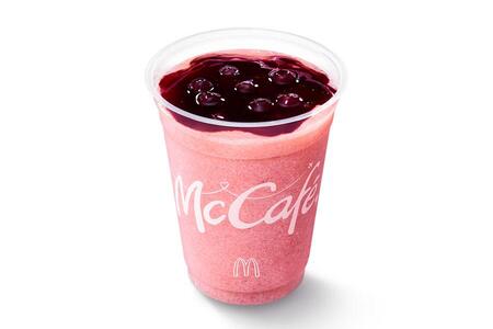 　マクドナルド新商品「ミックスベリーヨーグルトスムージー」（４４０円～）