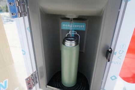 　『大阪・関西万博』には会場各所に無料の給水スポットが設置されている（Ｌｍａｇａ.ｊｐ撮影）