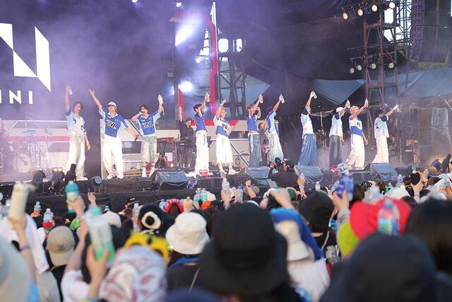JO1＆INIらが大阪で野外ライブ、2日間で2万2000人