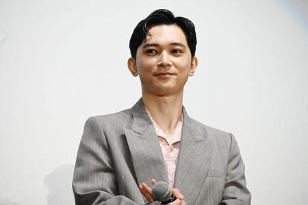 映画『国宝』の特大ヒット舞台挨拶に登場した吉沢亮（８月１０日・大阪市内）